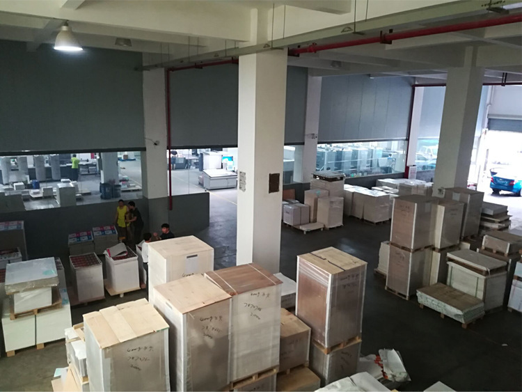 工廠設計創意產品目錄宣傳廣告頁彩色異形燙金雙膠紙三折頁印刷